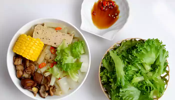 Exploring The Flavors Of Pho, Banh Mi, And Other Iconic Vietnamese Dishes